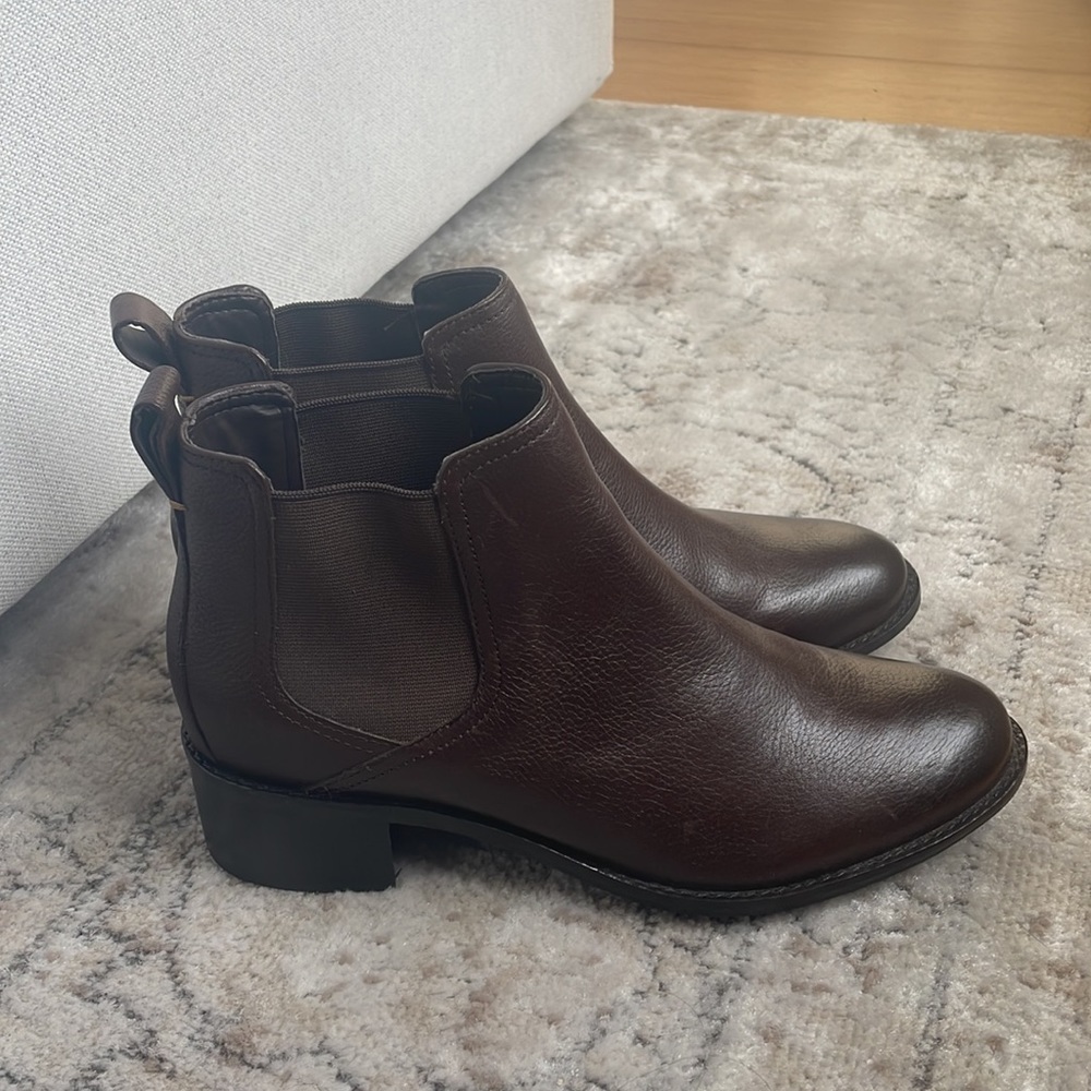 NWOT Brown Cole Haan Chelsea Boots
